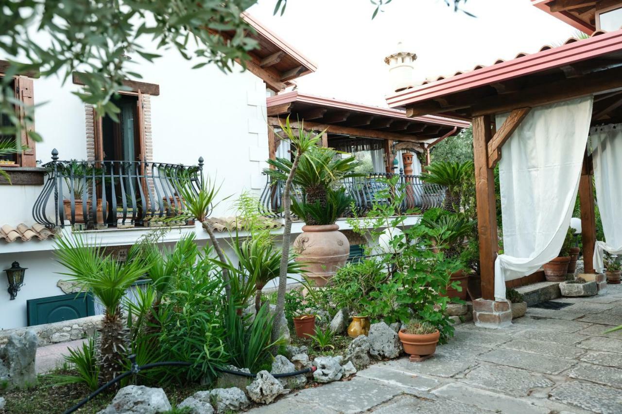 Il Casale Delle Principesse Mattinata Exterior foto